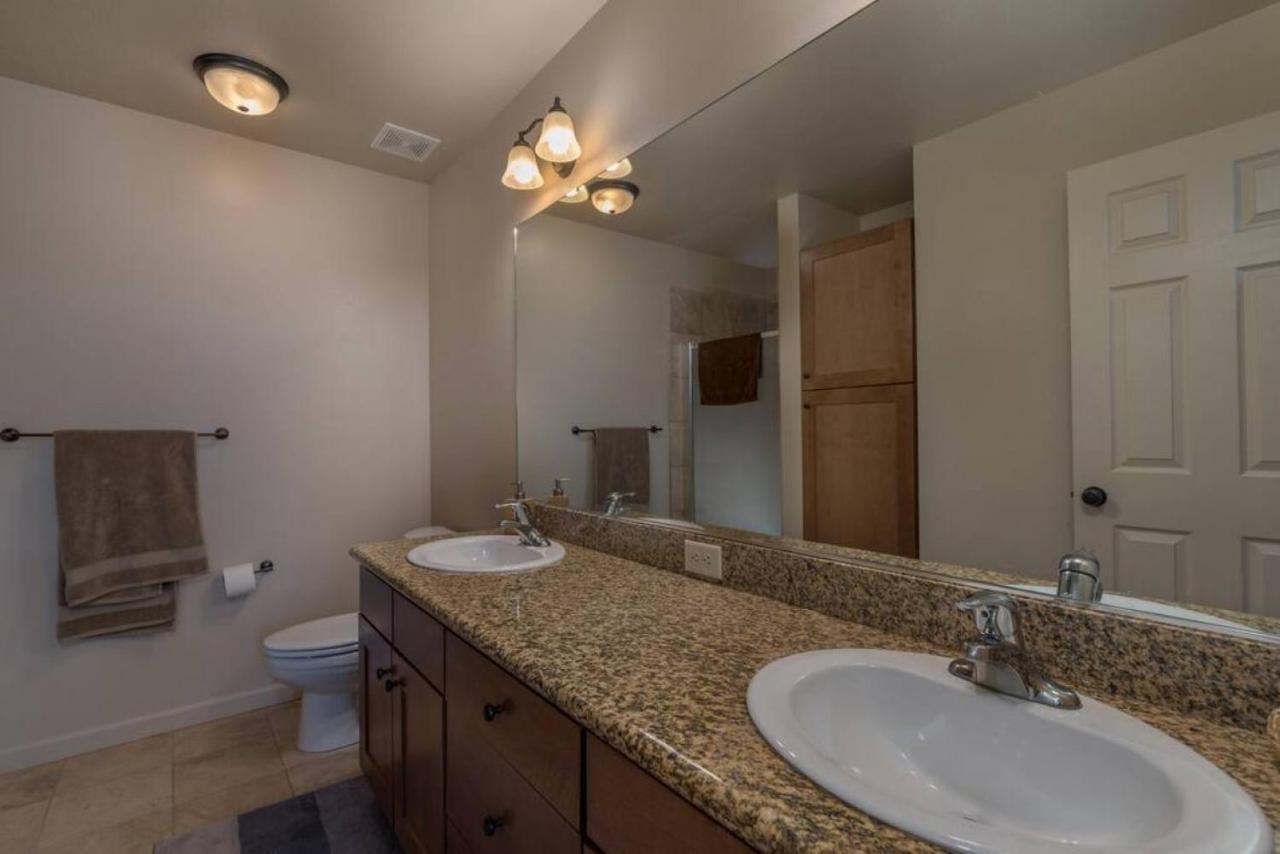 2 Bedroom Upstairs Condo With Ac In Victor, Id Екстериор снимка